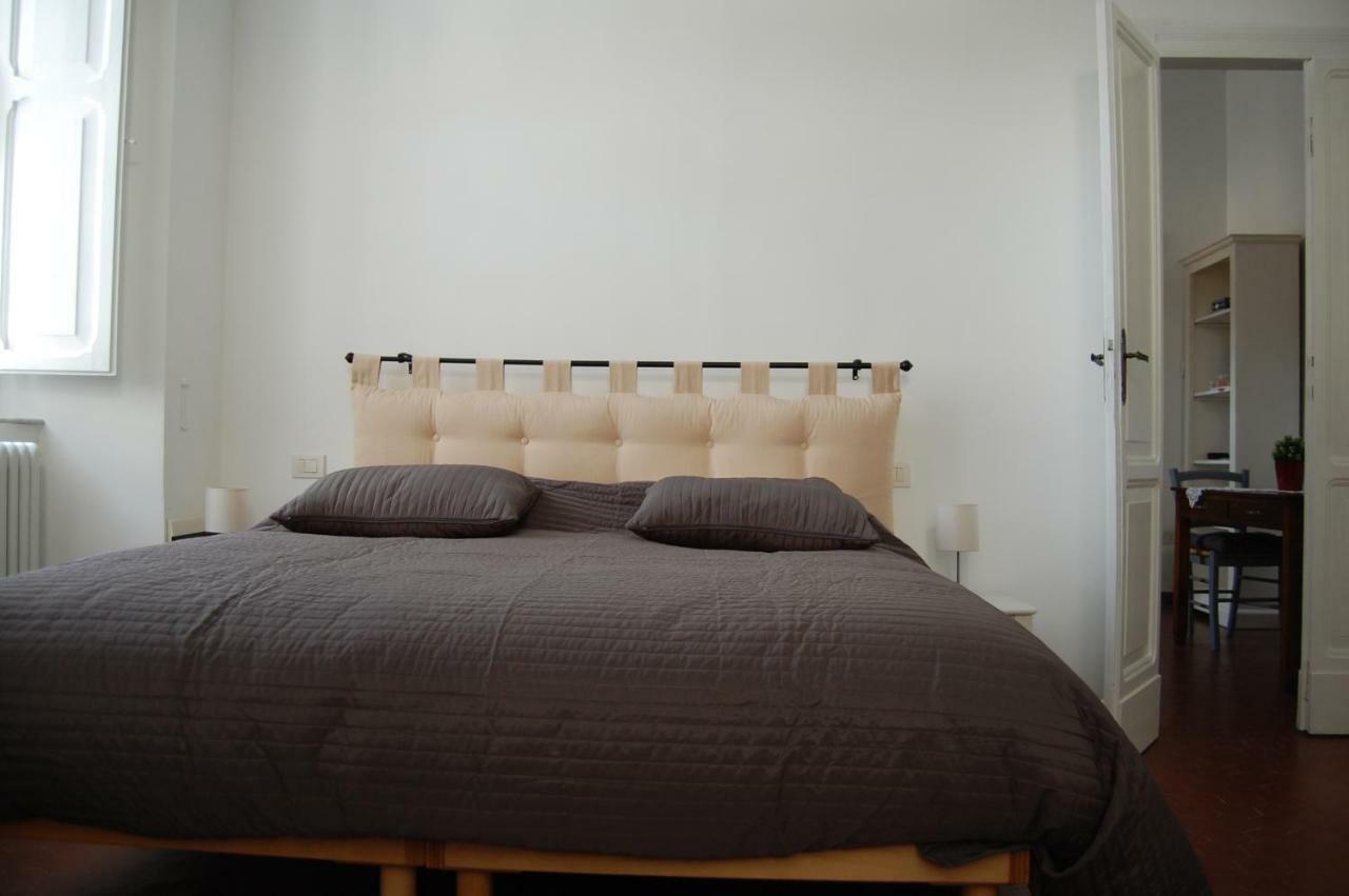 Il Cortile Hotel เยซี ภายนอก รูปภาพ